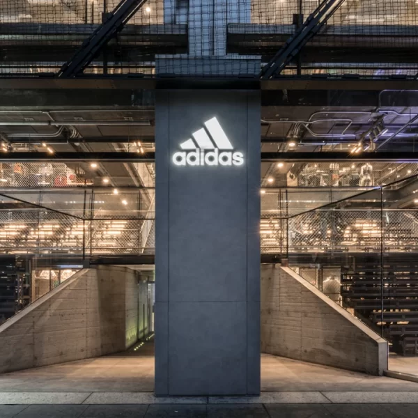 AdidasStadiumStoreFlagship_ExteriorCladding_InteriorMillwork_Stone3 AdidasStadiumStoreFlagship_ExteriorCladding_InteriorMillwork_Stone3