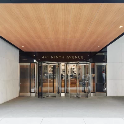 HudsonCommons_ExteriorCanopy_InteriorCeiling_TransitionalMetal_CustomWoodgrain4 HudsonCommons_ExteriorCanopy_InteriorCeiling_TransitionalMetal_CustomWoodgrain4