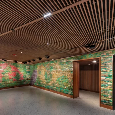 JohnsHopkinsUniversity_InteriorCeilings_Baffle_Woodgrain1