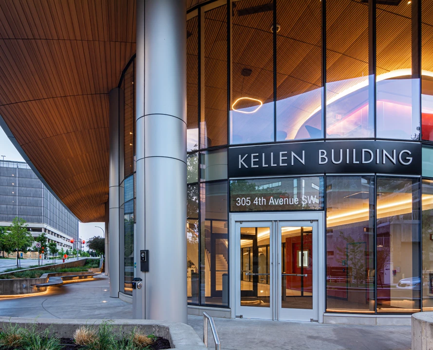 MayoKellen_ExteriorSoffit_Canopy_Walls_InteriorCeiling_TransitionalMetal_CustomWoodgrain1 Woodgrain metal soffit panels.
