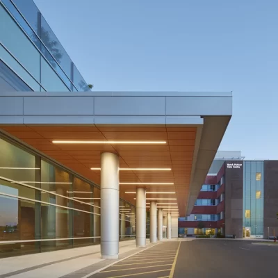 OakvilleTrafalgarMemorialHospital_ExteriorCanopy_Woodgrain4 OakvilleTrafalgarMemorialHospital_ExteriorCanopy_Woodgrain4