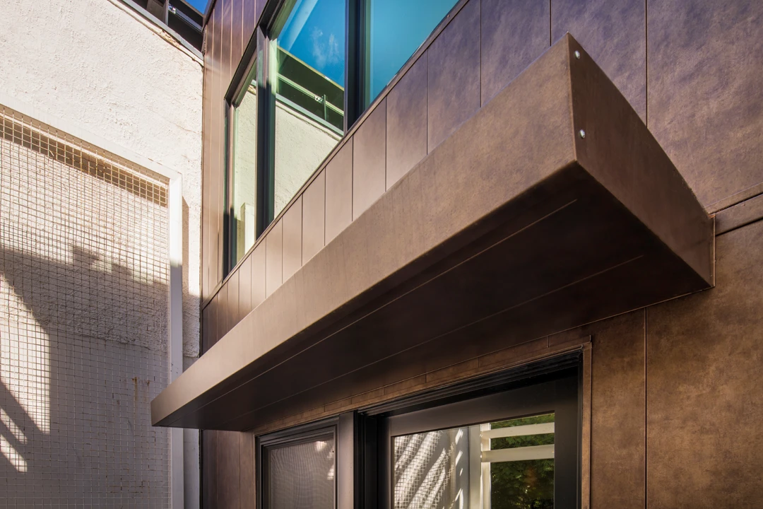 PrivateRowHouse_ExteriorWalls_Canopy_Bronze2