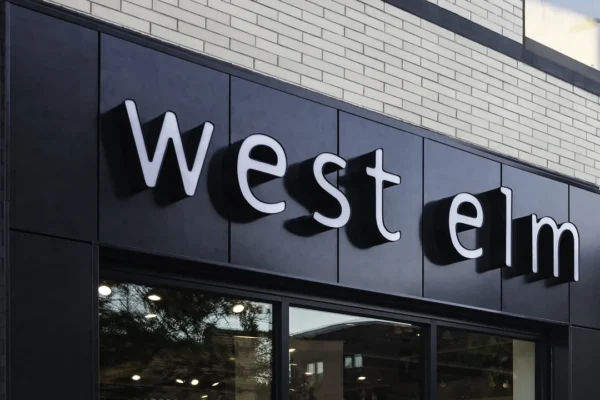 WestElm_ExteriorWetSealPlateCladding_BlackenedSteel11 WestElm_ExteriorWetSealPlateCladding_BlackenedSteel11
