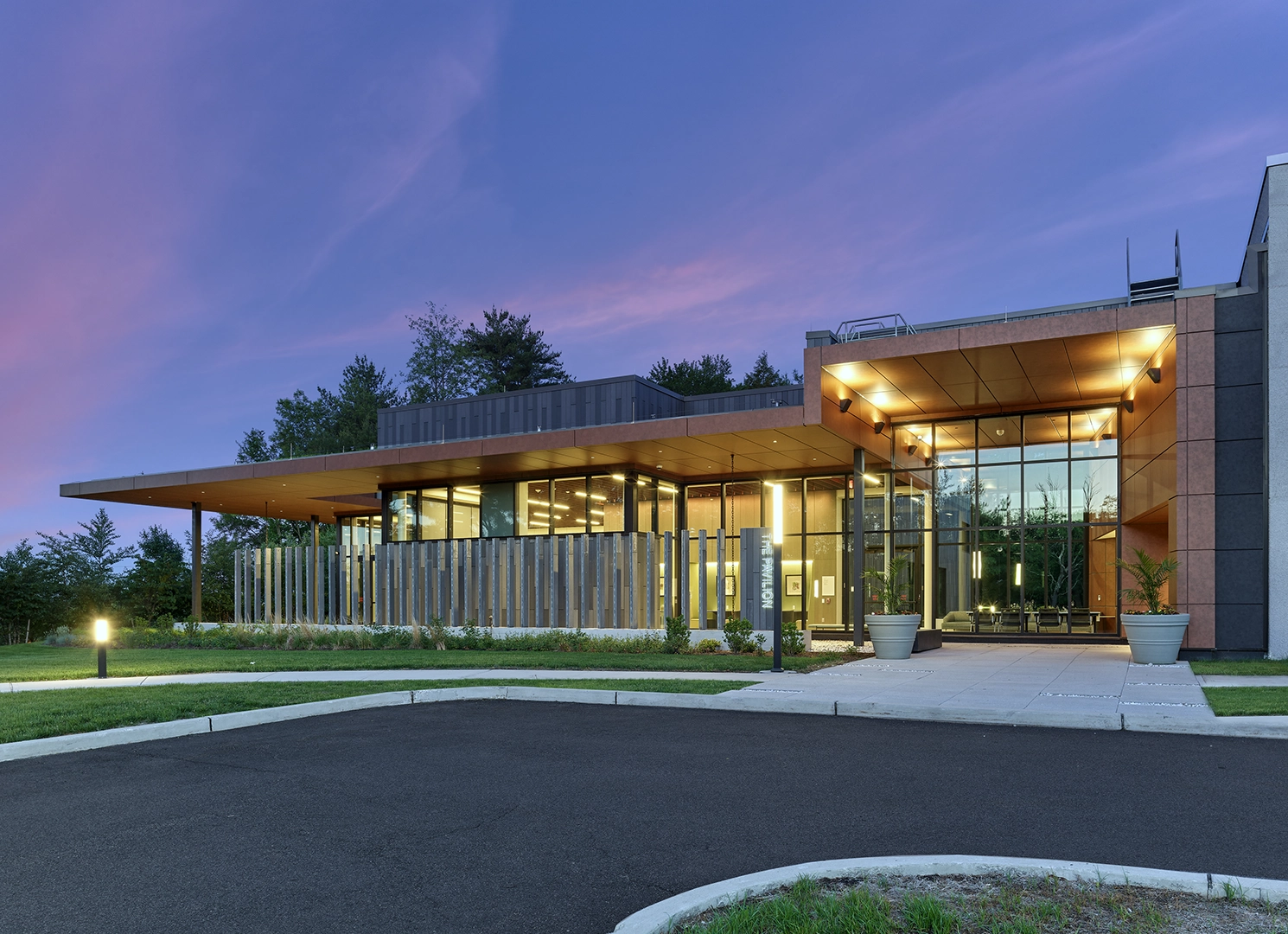 ContemporaryOfficeBuilding_ExteriorWallandCanopy_Rust12